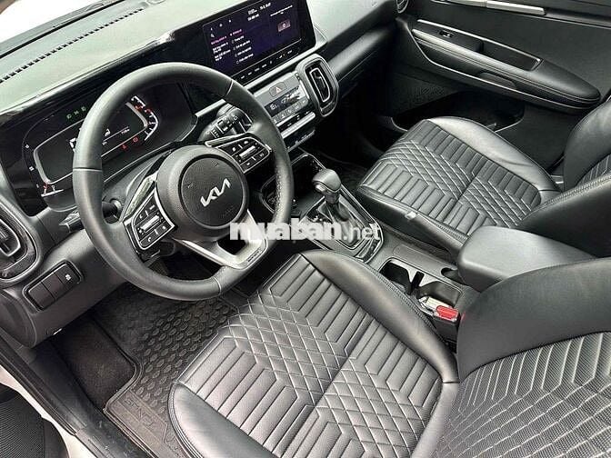 Kia Sonet 2022 Premium 1.5 AT - 7000 km