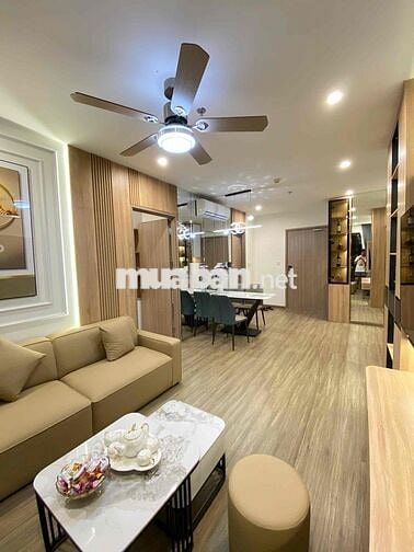 Người quen mình gửi bán căn 2PN+ nội thất mới chưa sử dụng, sẵn sổ