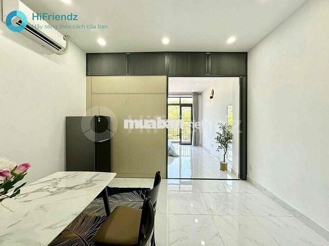 🔥Căn hộ dịch vụ 1PN ban công tách bếp full nội thất gần Aeon Tân Phú