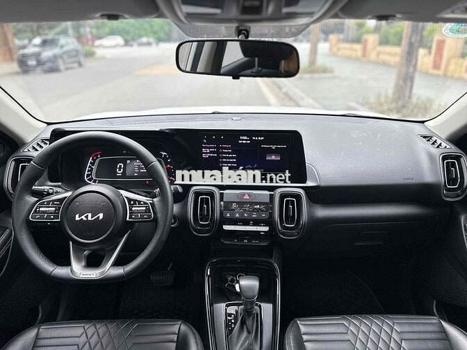 Kia Sonet 2022 Premium 1.5 AT - 7000 km