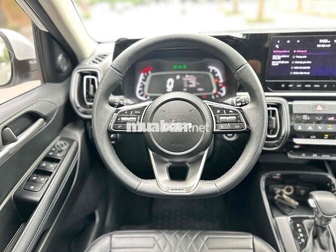 Kia Sonet 2022 Premium 1.5 AT - 7000 km