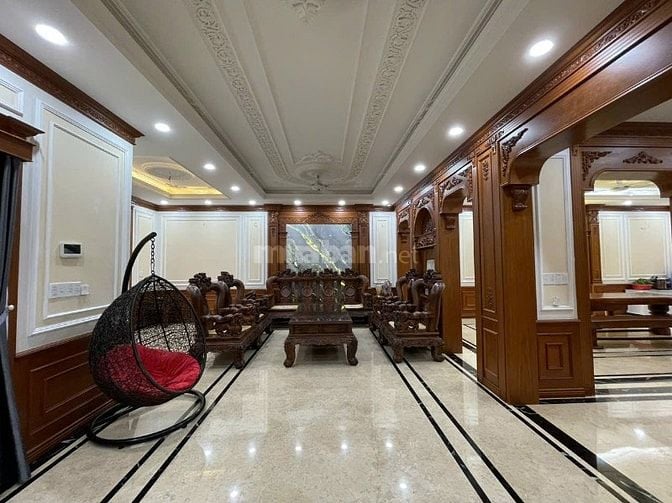 BÁN BIỆT THỰ ĐẸP ĐẲNG CẤP, CỰC KỲ SANG MỊN : NGANG 9 , 4 TẦNG CAO CẤP 