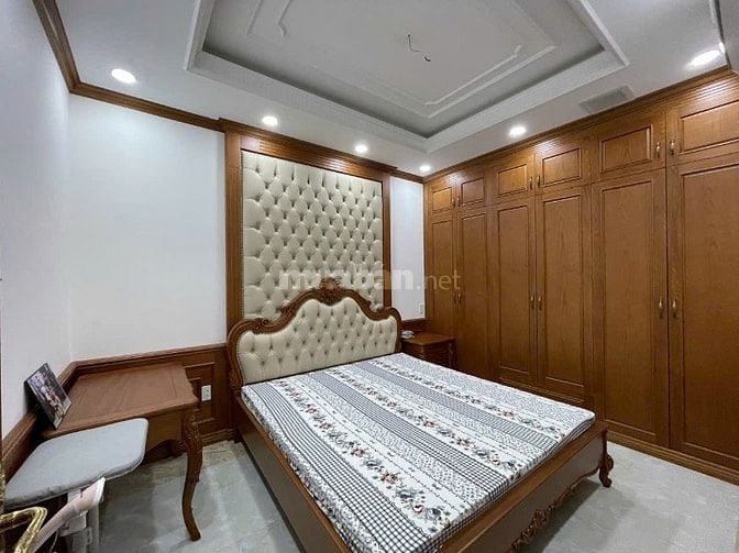 BÁN BIỆT THỰ ĐẸP ĐẲNG CẤP, CỰC KỲ SANG MỊN : NGANG 9 , 4 TẦNG CAO CẤP 