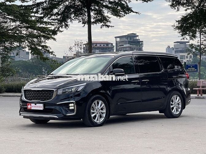 Kia Sedona Dầu  2.2L DATH SIGNATURE Ghế thương gia