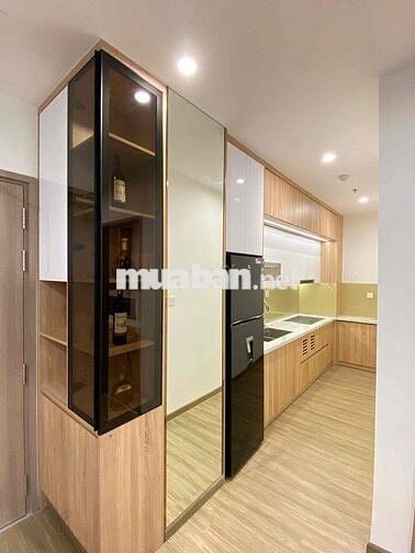 Người quen mình gửi bán căn 2PN+ nội thất mới chưa sử dụng, sẵn sổ