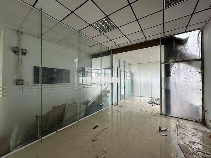 CHO THUÊ MBKD ROOFTOP HOẶC VĂN PHÒNG KD 120M2 | NGAY HOÀNG DIỆU Q4