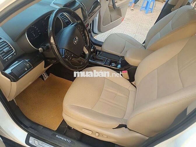 Kia Sorento DATH màu Trắng