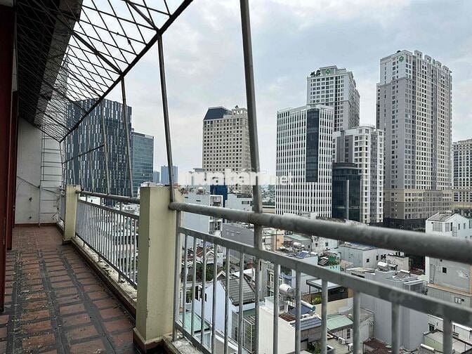 CHO THUÊ MBKD ROOFTOP HOẶC VĂN PHÒNG KD 120M2 | NGAY HOÀNG DIỆU Q4