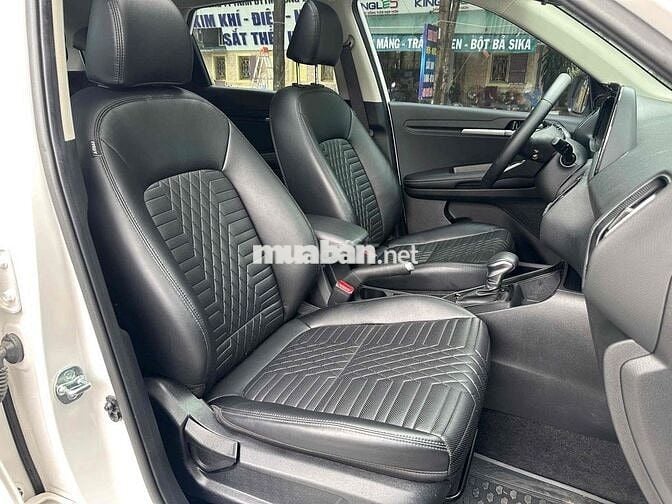 Kia Sonet 2022 Premium 1.5 AT - 7000 km