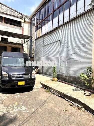 Cho Thuê Kho / Xưởng Đường Nguyễn Nghiêm, Tân Phú (16x32m - Sân Rộng)