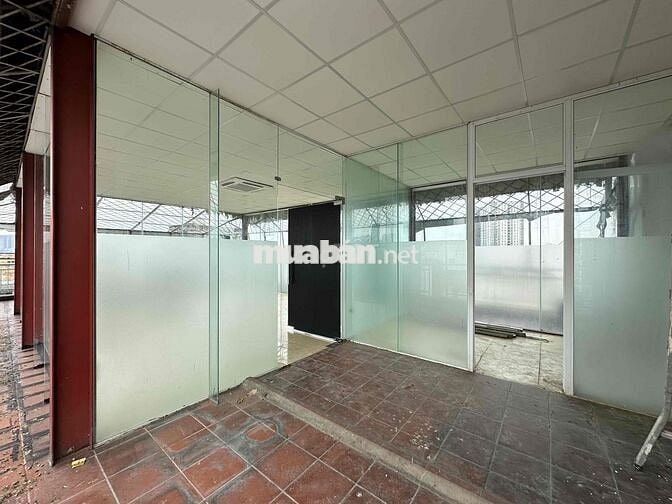 CHO THUÊ MBKD ROOFTOP HOẶC VĂN PHÒNG KD 120M2 | NGAY HOÀNG DIỆU Q4