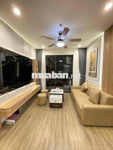 Người quen mình gửi bán căn 2PN+ nội thất mới chưa sử dụng, sẵn sổ