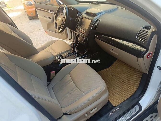Kia Sorento DATH màu Trắng