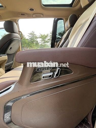 Kia Sedona Dầu  2.2L DATH SIGNATURE Ghế thương gia