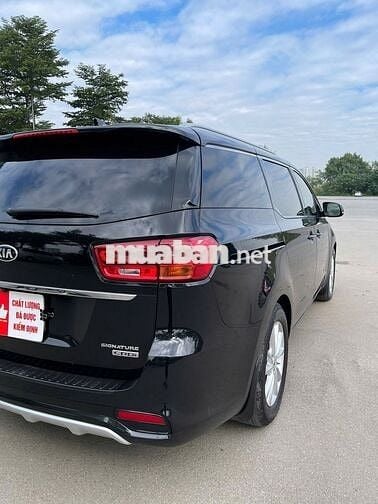 Kia Sedona Dầu  2.2L DATH SIGNATURE Ghế thương gia