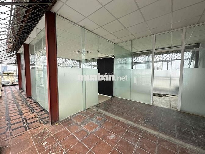 CHO THUÊ MBKD ROOFTOP HOẶC VĂN PHÒNG KD 120M2 | NGAY HOÀNG DIỆU Q4
