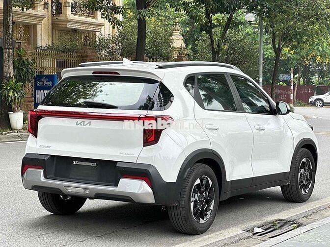 Kia Sonet 2022 Premium 1.5 AT - 7000 km