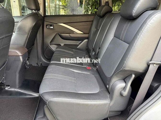 Cần gả em Mitsubishi Xpander Pre MY 2025 màu Bạc