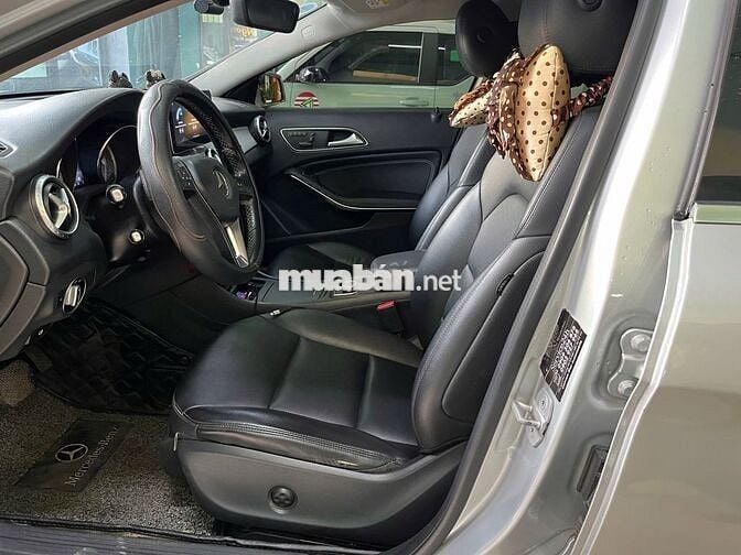 GLA 200 xe đẹp lăn bánh 2015