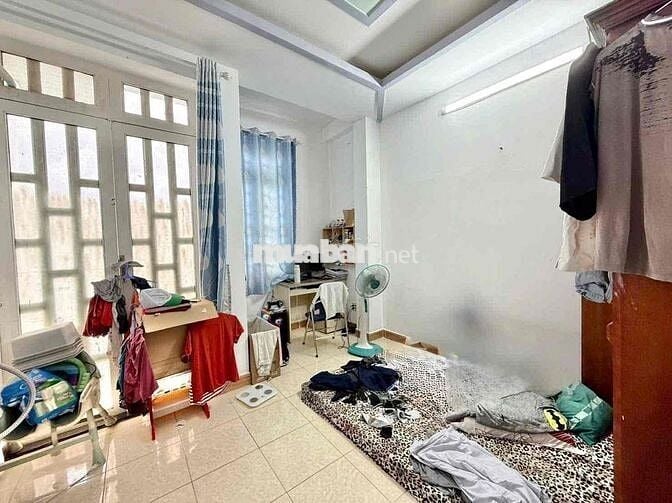 HÀNG HIẾM NGỢP BANK NHÀ 3 TẦNG ĐƯỜNG XE HƠI NGUYỄN VĂN QUÁ GIÁ TỐT