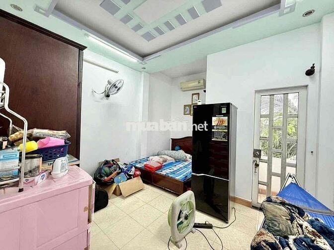 HÀNG HIẾM NGỢP BANK NHÀ 3 TẦNG ĐƯỜNG XE HƠI NGUYỄN VĂN QUÁ GIÁ TỐT