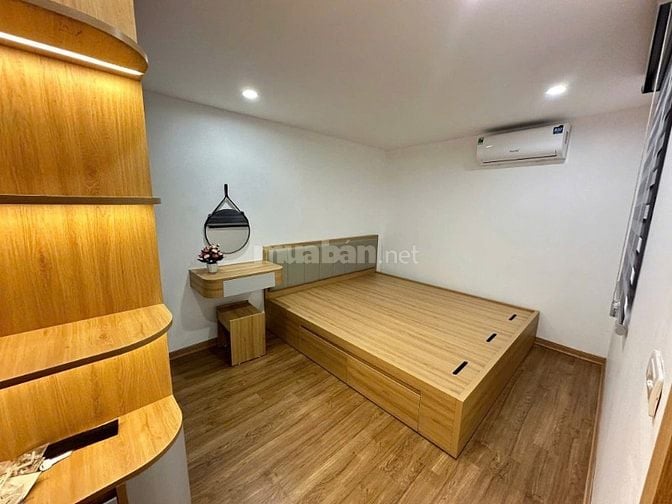 Tôn Đức Thắng, Đống Đa, 28m2, 3 tầng, 3 ngủ, full, 5.5 tỷ