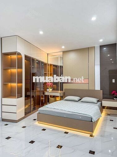 NHÀ 3 PHÒNG NGỦ - HẺM 151 HOÀNG VĂN THỤ