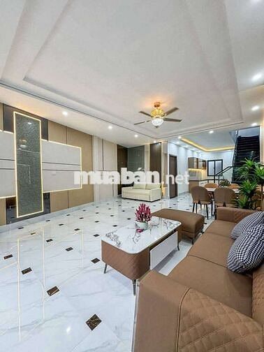 NHÀ 3 PHÒNG NGỦ - HẺM 151 HOÀNG VĂN THỤ