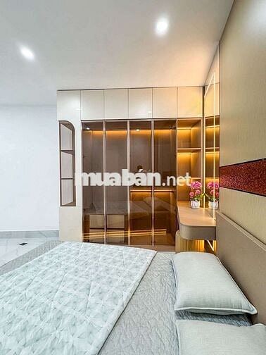 NHÀ 3 PHÒNG NGỦ - HẺM 151 HOÀNG VĂN THỤ