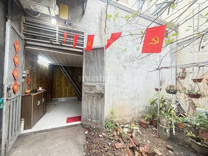 Chỉ 1.4 Tỷ có nhà ở luôn 25m*2 tầng Hoàng Mai_không quy hoạch