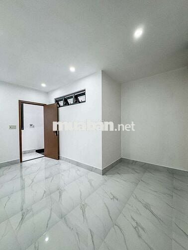 NHÀ 3 PHÒNG NGỦ - HẺM 151 HOÀNG VĂN THỤ