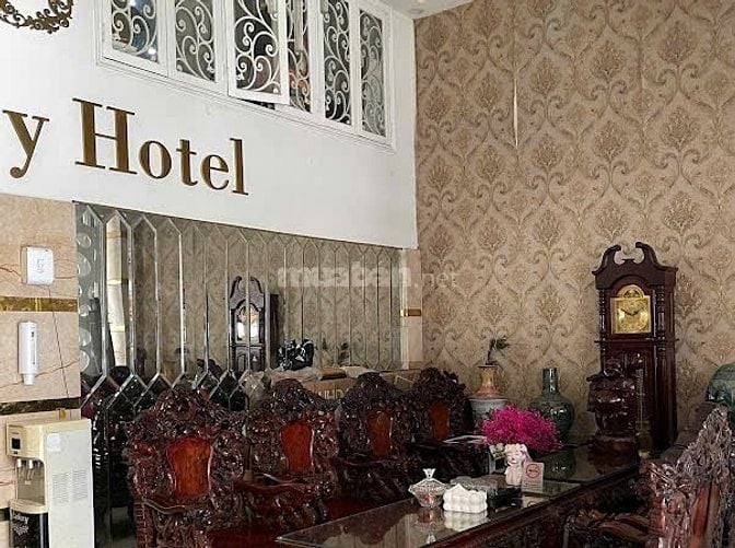 Bán Khách Sạn 2 Mặt Tiền - Đang Khai Thác Ổn Định - Doanh Thu 450Tr/Th