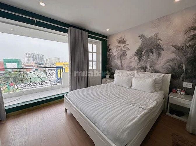 Bán Khách Sạn 2 Mặt Tiền - Đang Khai Thác Ổn Định - Doanh Thu 450Tr/Th