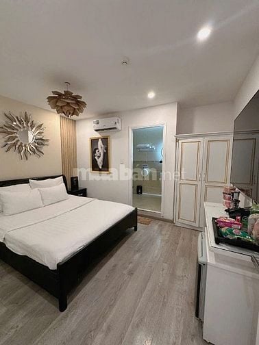 Bán Khách Sạn 2 Mặt Tiền - Đang Khai Thác Ổn Định - Doanh Thu 450Tr/Th