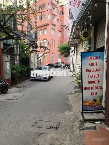 Nhà ngõ 123 phố Trung Kính, Dt 95m2 x 4 tầng, ô tô đậu cửa