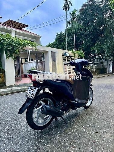 Vision 2016 xe đẹp máy êm ***