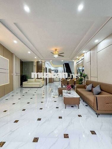 NHÀ 3 PHÒNG NGỦ - HẺM 151 HOÀNG VĂN THỤ