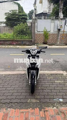 Honda Vision 2019 Trắng đen