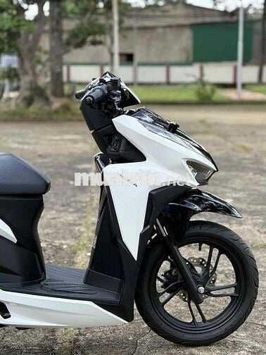 Honda Vario 150 Trắng đen
