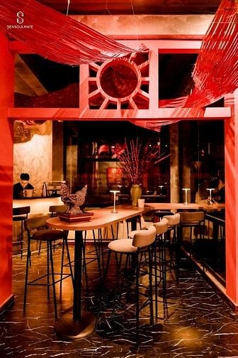 Sang Nhượng Quán Cocktail Rooftop View triệu đô