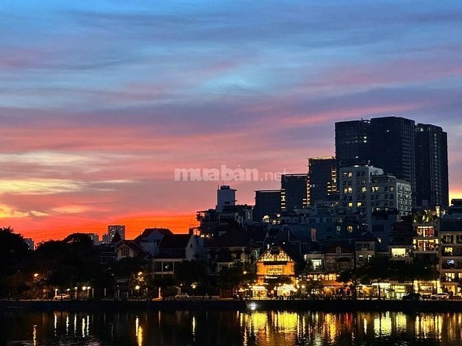 Sang Nhượng Quán Cocktail Rooftop View triệu đô
