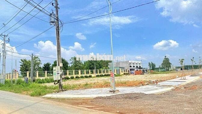 cần bán lô đất cách MT đường Ông Binh 1 sẹt, ngay Tái định cư Bình Lợi