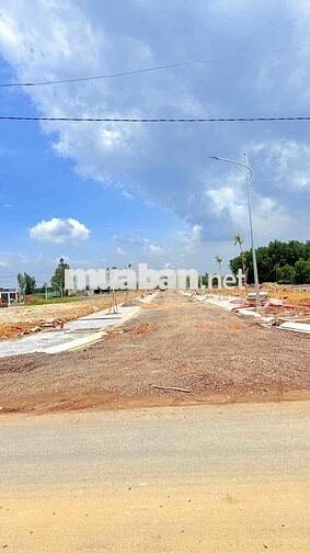 cần bán lô đất cách MT đường Ông Binh 1 sẹt, ngay Tái định cư Bình Lợi