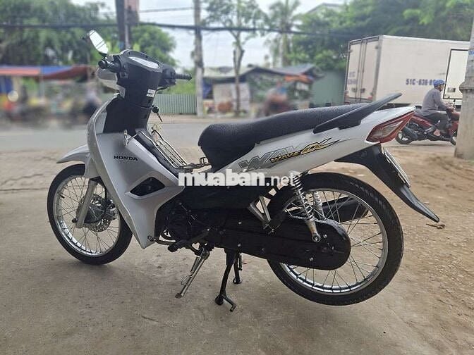 Honda wave 110 đk 2018. Bstp  Zin êm chính  chủ