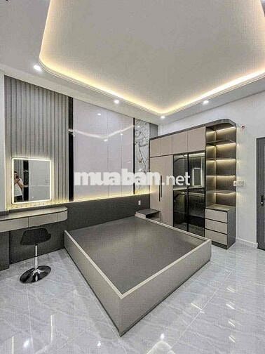 Gia đình cần bán nhà ngay Đối diện chợ Tân Bình, ngay ngã tư Tân Triều