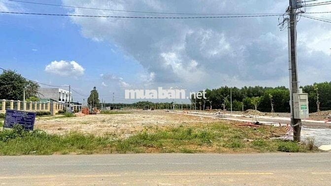 cần bán lô đất cách MT đường Ông Binh 1 sẹt, ngay Tái định cư Bình Lợi