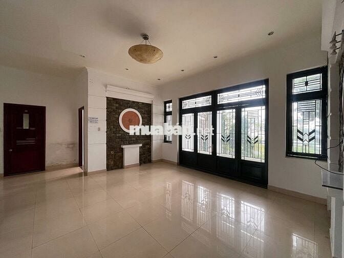 CHO THUÊ VILLA PHÁP 2 MẶT TIỀN TẠI TRUNG TÂM ĐÀ LẠT