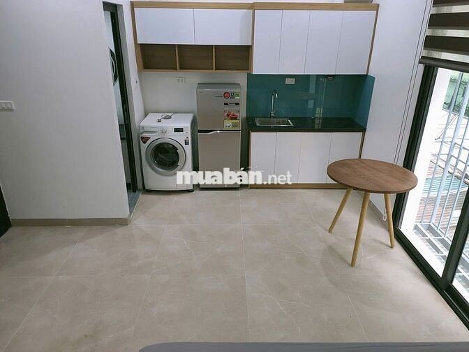 Cho thuê căn hộ ccmn khép kín full nội thất tại số 28 ngõ2 Nguyên Hồng