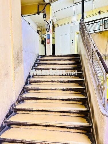 BÁN CĂN HỘ CHUNG CƯ MẶT TIỀN TRẦN HƯNG ĐẠO, QUẬN 1 – GIÁ CHỈ 2.25 TỶ