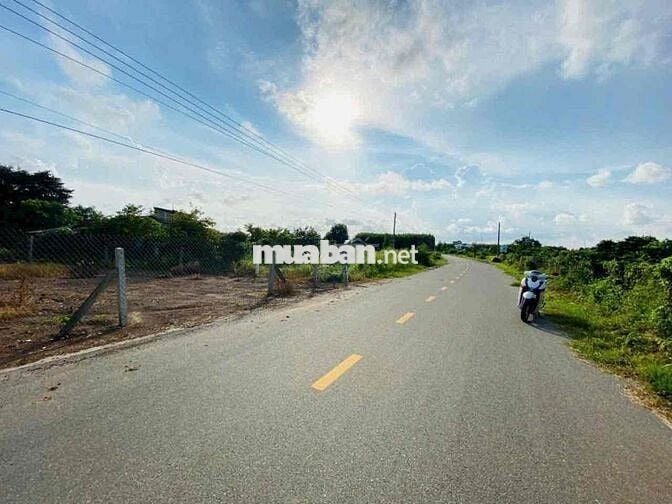 Cần sang lại lô đất đẹp giá rẻ có sẵn 100m2 TC